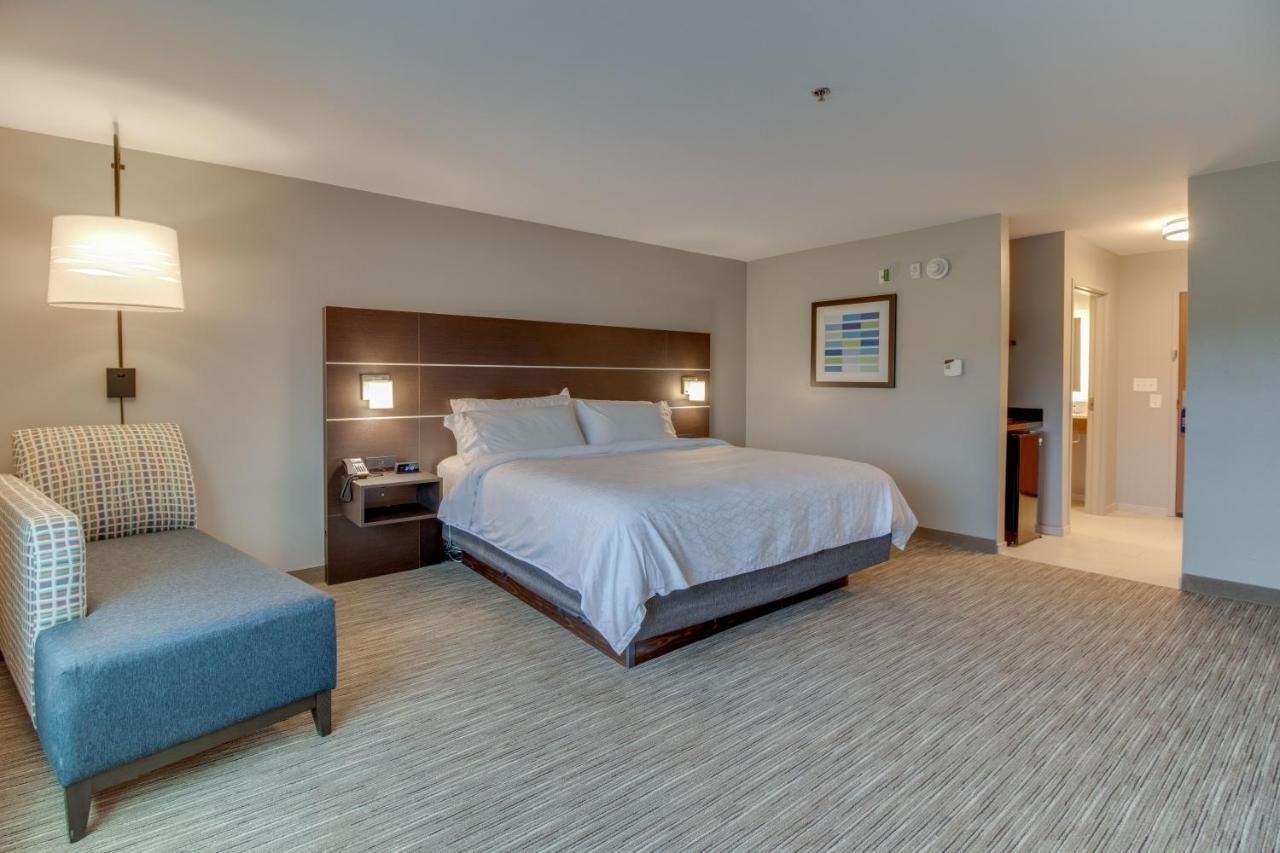 Holiday Inn Express & Suites - Union City By Ihg Zewnętrze zdjęcie