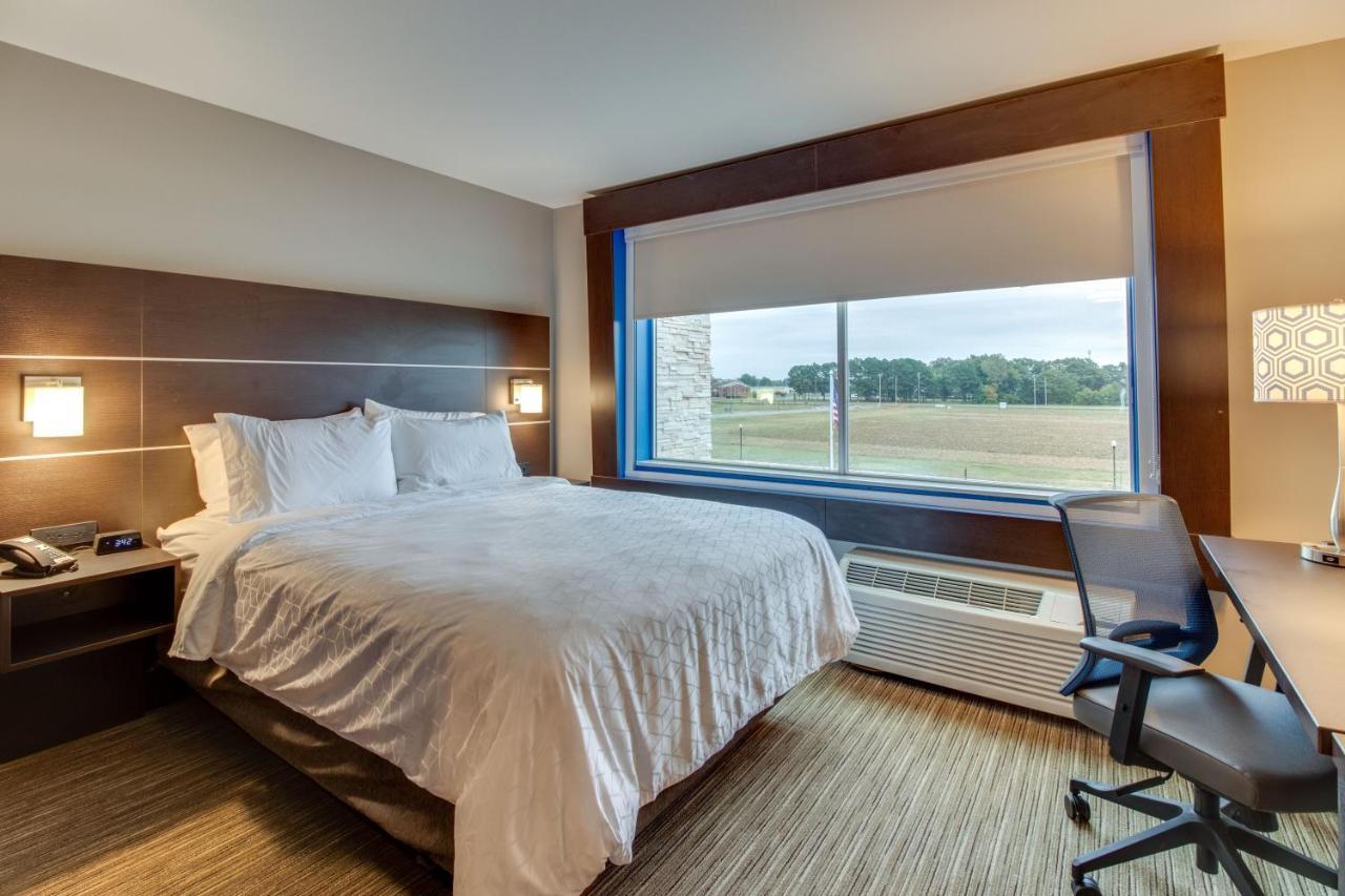 Holiday Inn Express & Suites - Union City By Ihg Zewnętrze zdjęcie
