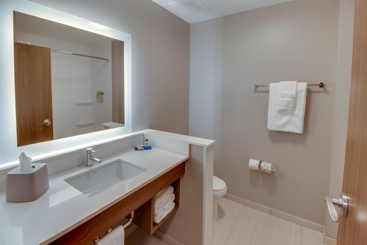 Holiday Inn Express & Suites - Union City By Ihg Zewnętrze zdjęcie