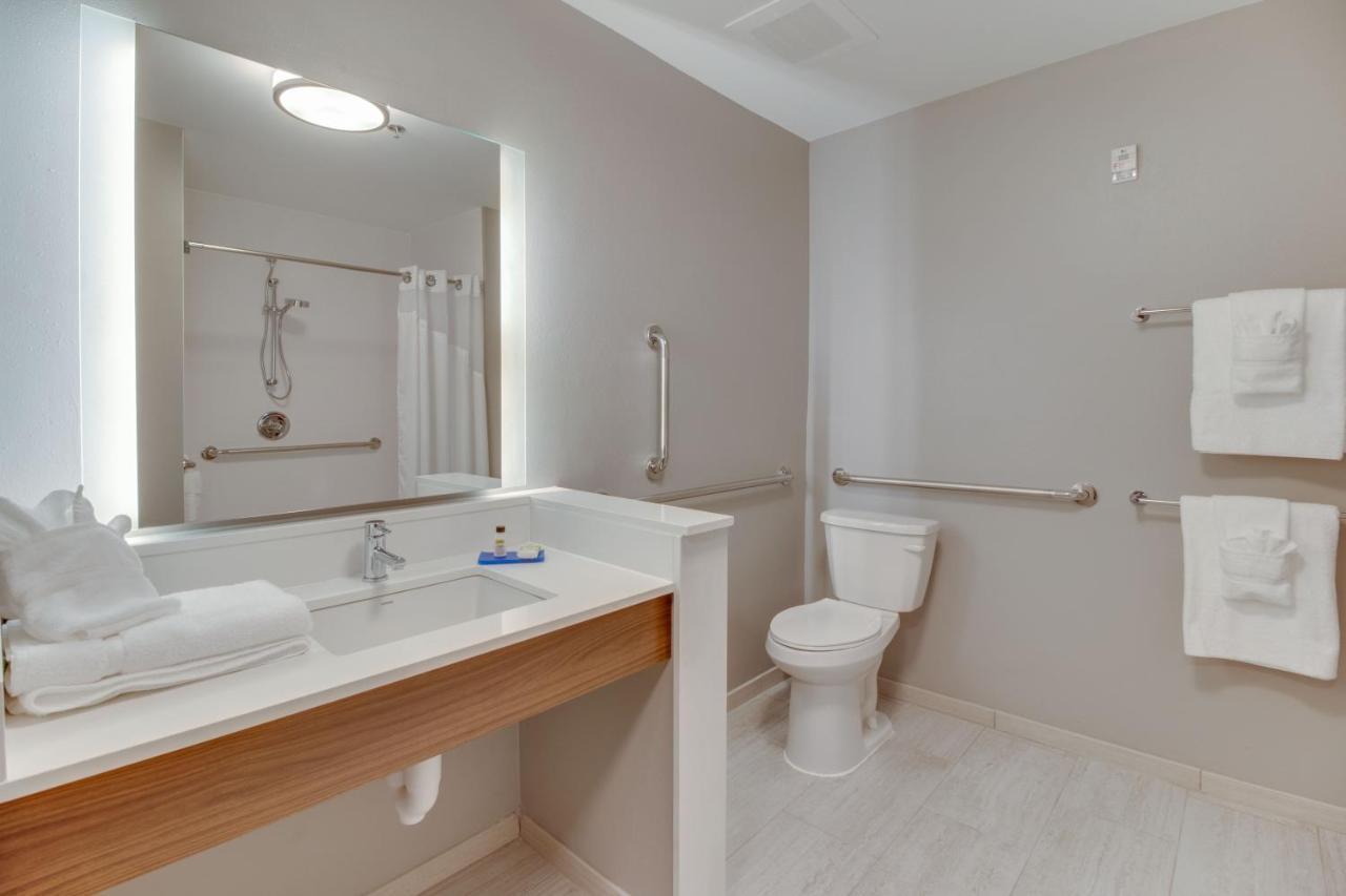 Holiday Inn Express & Suites - Union City By Ihg Zewnętrze zdjęcie